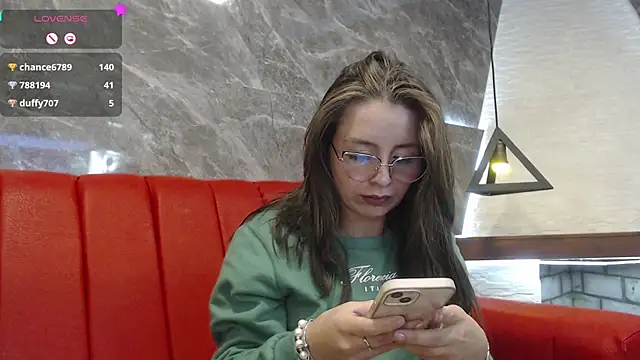 Snapshot of _isaabellaa chatting on March 18, 2025, 2:28 pm isaabellaa online show from March 18, 2025, 2:28 pm