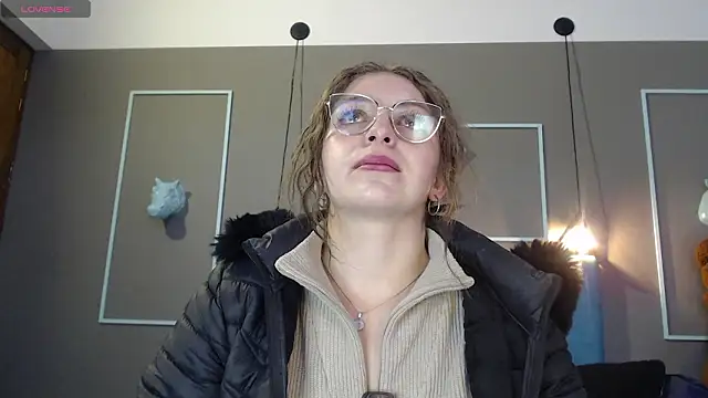 Snapshot of _isaabellaa chatting on February 3, 2026, 12:10 pm isaabellaa online show from February 3, 2026, 12:10 pm