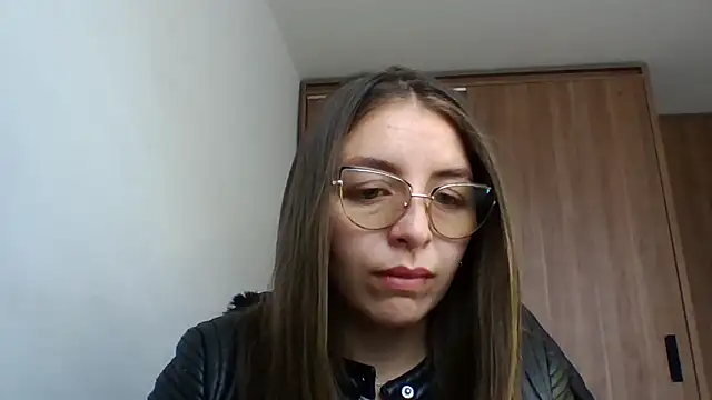 Snapshot of _isaabellaa chatting on February 8, 2026, 4:05 pm isaabellaa online show from February 8, 2026, 4:05 pm