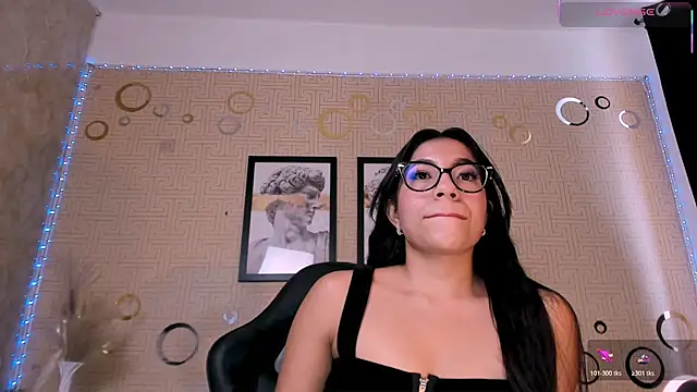 Mia Gothzx online show from July 17, 2026, 4:04 pm