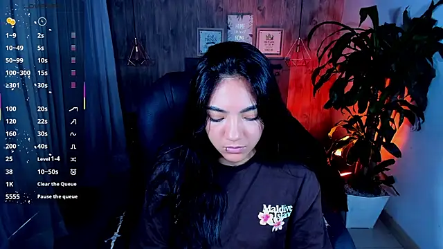 Snapshot of miichael_black chatting on November 6, 2025, 6:45 pm miichael black online show from November 6, 2025, 6:45 pm