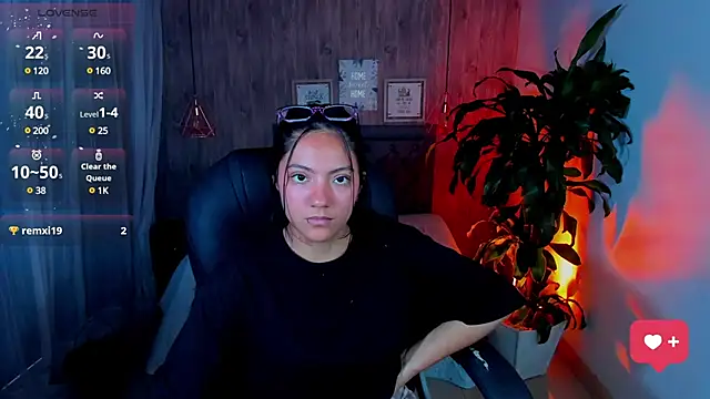 Snapshot of miichael_black chatting on March 5, 2025, 5:08 pm miichael black online show from March 5, 2025, 5:08 pm