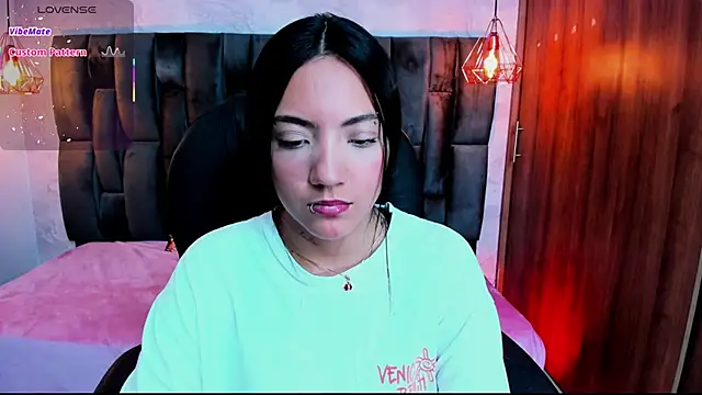 Snapshot of miichael_black chatting on February 10, 2026, 9:47 pm miichael black online show from February 10, 2026, 9:47 pm