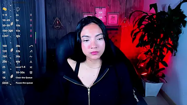 Snapshot of miichael_black chatting on October 28, 2025, 9:03 pm miichael black online show from October 28, 2025, 9:03 pm