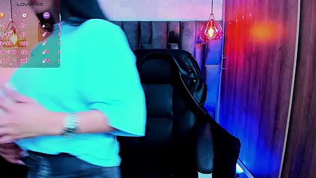 Snapshot of miichael_black chatting on February 21, 2026, 10:23 pm miichael black online show from February 21, 2026, 10:23 pm