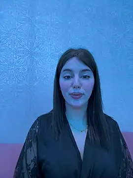 Hot malak online show from March 3, 2026, 7:43 pm