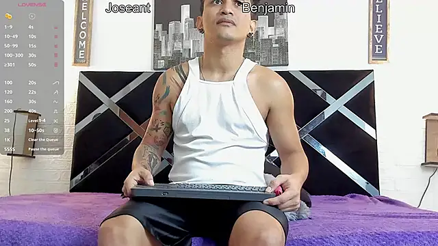 Snapshot of toyboys1 chatting on February 21, 2026, 3:41 am toyboys1 online show from February 21, 2026, 3:41 am