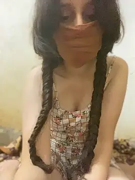 Chahrazad66 online show from October 12, 2025, 12:56 am