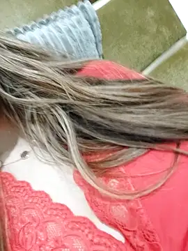 Snapshot of 7alawa-44 chatting on November 6, 2025, 1:37 pm 7alawa-44 online show from November 6, 2025, 1:37 pm