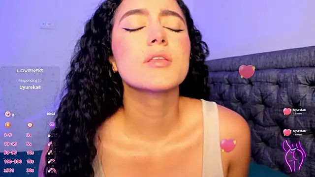 Snapshot of Adhara-zanne chatting on December 1, 2025, 11:00 am Adhara-zanne online show from December 1, 2025, 11:00 am