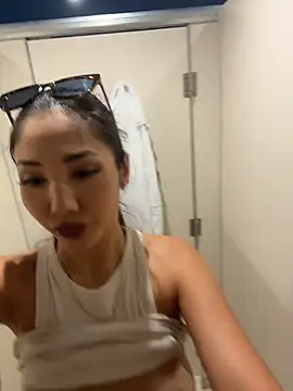 Snapshot of lean_lie8 chatting on March 2, 2026, 7:15 am lean lie8 online show from March 2, 2026, 7:15 am