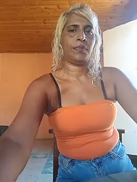 Snapshot of Goodgirlsue_77 chatting on January 28, 2025, 10:45 am Goodgirlsue 77 online show from January 28, 2025, 10:45 am