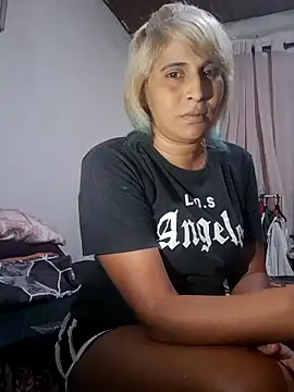 Snapshot of Goodgirlsue_77 chatting on February 2, 2026, 5:56 pm Goodgirlsue 77 online show from February 2, 2026, 5:56 pm