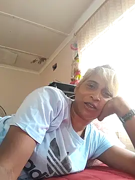 Snapshot of Goodgirlsue_77 chatting on February 19, 2025, 2:22 pm Goodgirlsue 77 online show from February 19, 2025, 2:22 pm