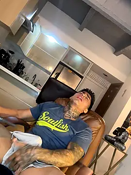 Dominiofit online show from November 10, 2025, 1:21 am