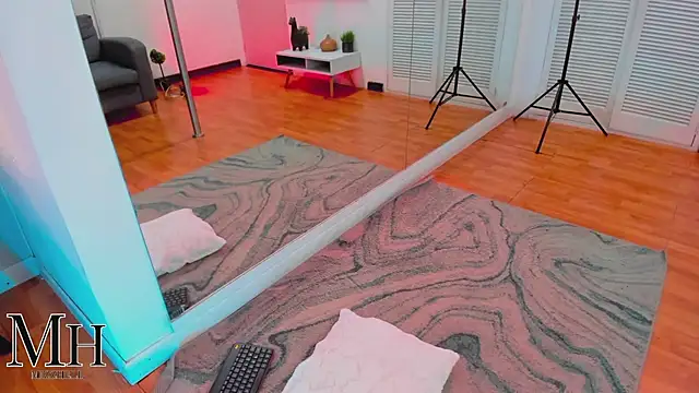 MizzHell online show from March 2, 2026, 5:08 am