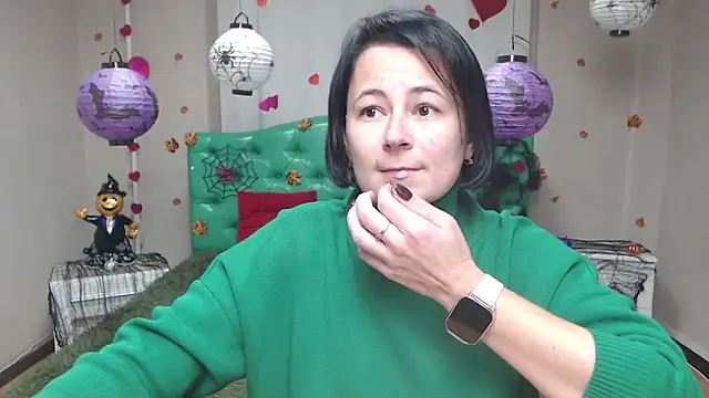 MarieSho online show from October 22, 2025, 6:02 am