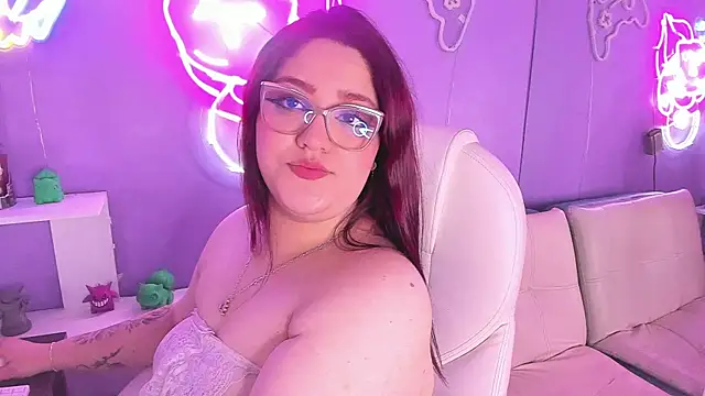 Snapshot of Camiila_Osorio chatting on September 27, 2025, 7:31 pm Camiila Osorio online show from September 27, 2025, 7:31 pm