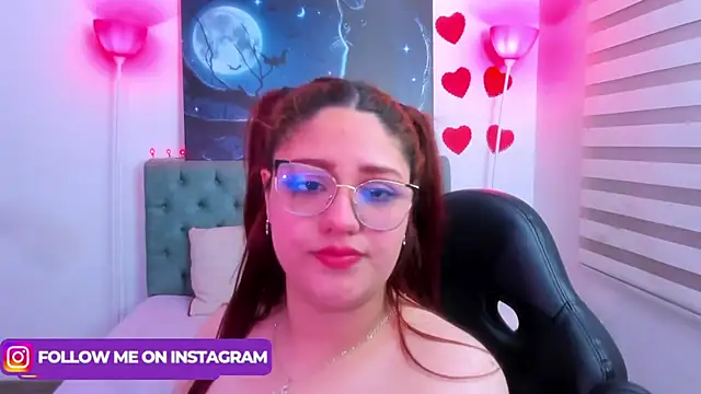 Snapshot of Camiila_Osorio chatting on February 28, 2025, 10:20 am Camiila Osorio online show from February 28, 2025, 10:20 am