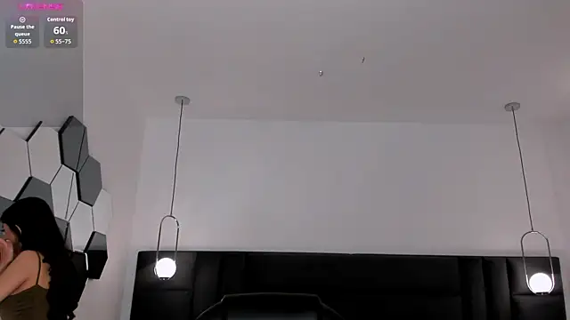 Snapshot of ValeriaVelvet chatting on November 19, 2025, 12:16 pm ValeriaVelvet online show from November 19, 2025, 12:16 pm