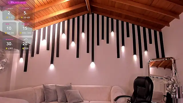 Snapshot of ValeriaVelvet chatting on September 23, 2025, 12:01 pm ValeriaVelvet online show from September 23, 2025, 12:01 pm