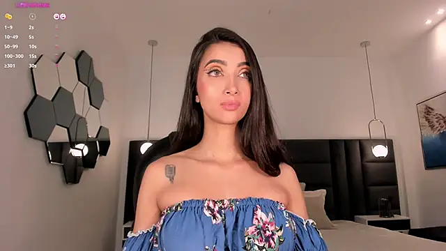 Snapshot of ValeriaVelvet chatting on March 20, 2025, 5:58 pm ValeriaVelvet online show from March 20, 2025, 5:58 pm