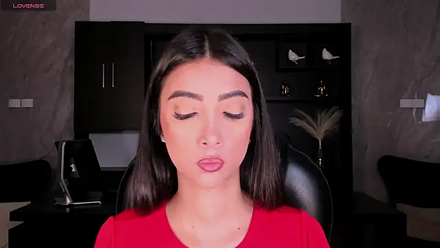 Snapshot of ValeriaVelvet chatting on October 16, 2025, 12:13 pm ValeriaVelvet online show from October 16, 2025, 12:13 pm