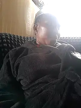 Thickchocolatex2 online show from April 17, 2026, 11:46 am