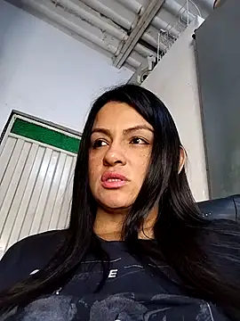 Snapshot of Linda_Lars chatting on September 9, 2025, 1:59 am Linda Lars online show from September 9, 2025, 1:59 am