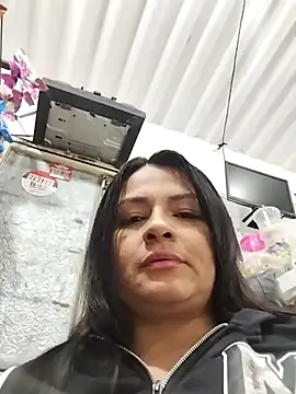 Snapshot of Linda_Lars chatting on March 18, 2025, 4:29 am Linda Lars online show from March 18, 2025, 4:29 am