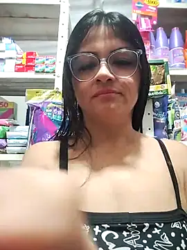 Snapshot of Linda_Lars chatting on November 25, 2025, 3:29 am Linda Lars online show from November 25, 2025, 3:29 am