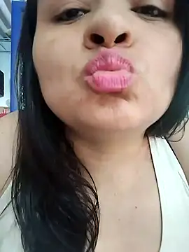Snapshot of Linda_Lars chatting on February 7, 2025, 3:30 pm Linda Lars online show from February 7, 2025, 3:30 pm