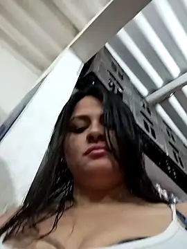 Snapshot of Linda_Lars chatting on February 15, 2025, 2:04 am Linda Lars online show from February 15, 2025, 2:04 am
