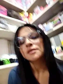 Snapshot of Linda_Lars chatting on November 22, 2025, 1:48 am Linda Lars online show from November 22, 2025, 1:48 am