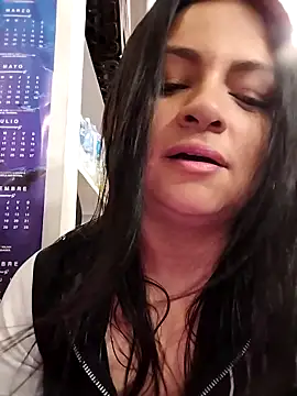 Snapshot of Linda_Lars chatting on February 20, 2025, 3:34 am Linda Lars online show from February 20, 2025, 3:34 am