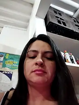 Snapshot of Linda_Lars chatting on February 7, 2025, 4:37 am Linda Lars online show from February 7, 2025, 4:37 am