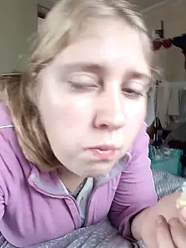 Snapshot of AnastasiaSky19 chatting on October 2, 2025, 7:45 am AnastasiaSky19 online show from October 2, 2025, 7:45 am