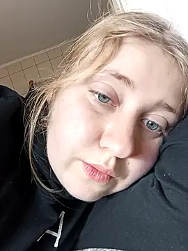 Snapshot of AnastasiaSky19 chatting on October 29, 2025, 8:35 am AnastasiaSky19 online show from October 29, 2025, 8:35 am