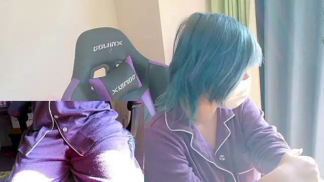 hazuki 8008 online show from November 14, 2025, 1:42 am