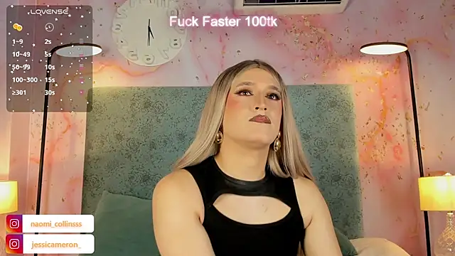 Snapshot of JESSI_NAOMI chatting on October 18, 2025, 10:23 pm JESSI NAOMI online show from October 18, 2025, 10:23 pm