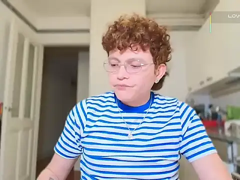 ccamilo-andress online show from February 18, 2026, 6:37 pm