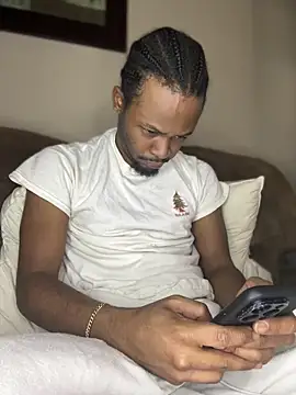 Snapshot of MobyDxck chatting on March 2, 2025, 5:20 pm MobyDxck online show from March 2, 2025, 5:20 pm