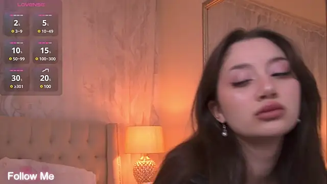 Snapshot of MaryReel chatting on March 14, 2025, 4:51 pm MaryReel online show from March 14, 2025, 4:51 pm