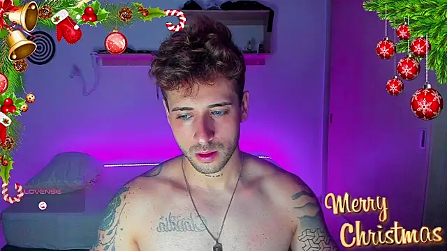 Snapshot of Ares_blue chatting on December 17, 2025, 11:37 am Ares blue online show from December 17, 2025, 11:37 am