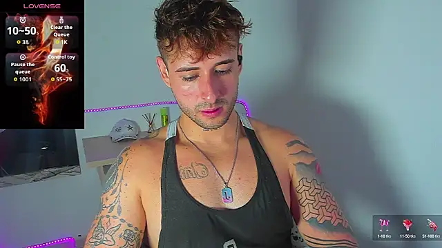 Snapshot of Ares_blue chatting on October 15, 2025, 1:19 pm Ares blue online show from October 15, 2025, 1:19 pm