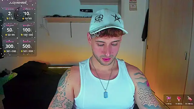 Snapshot of Ares_blue chatting on January 11, 2026, 12:17 am Ares blue online show from January 11, 2026, 12:17 am