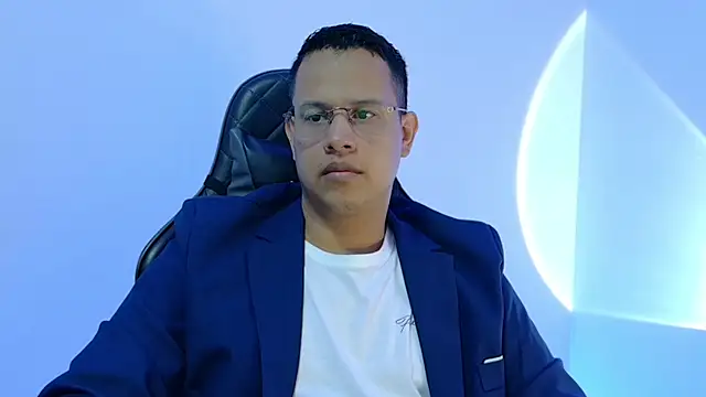 Snapshot of LiamVidal chatting on July 14, 2026, 3:51 pm LiamVidal online show from July 14, 2026, 3:51 pm