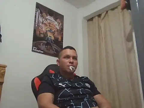 Guti23678 online show from December 21, 2025, 2:24 am