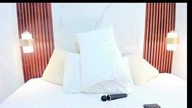 Snapshot of miamiller69 chatting on July 18, 2026, 11:30 am miamiller69 online show from July 18, 2026, 11:30 am
