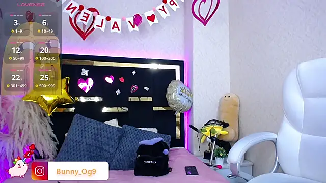 Snapshot of Bunny_O chatting on March 12, 2025, 3:35 am Bunny O online show from March 12, 2025, 3:35 am